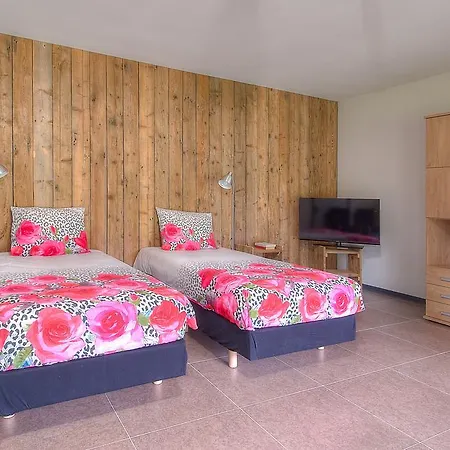 Bed & Breakfast Peel En Bos